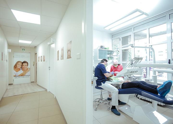 Leonino Lago Clinic