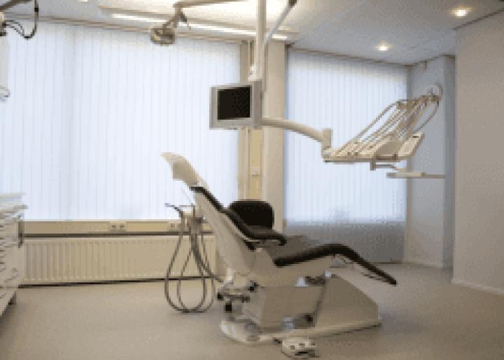 Studio Dentistico BRUNELLI DR. PAOLO