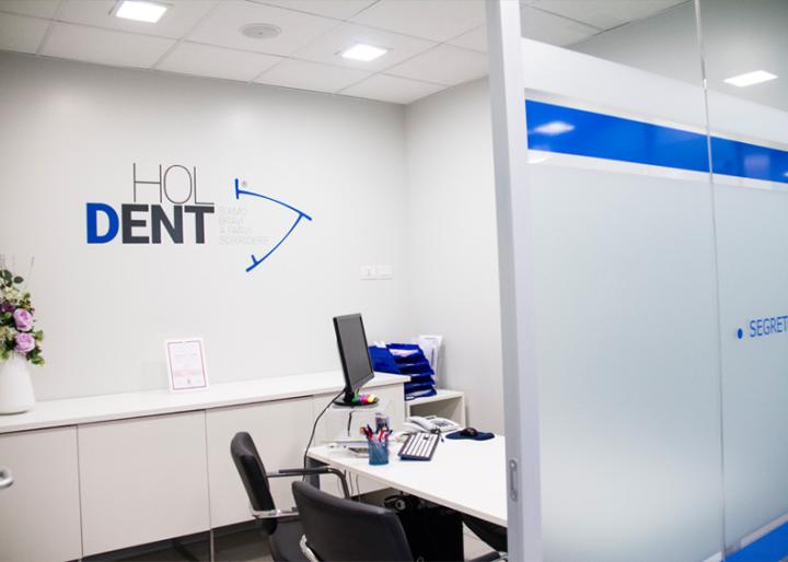 Clinica dentale Holdent