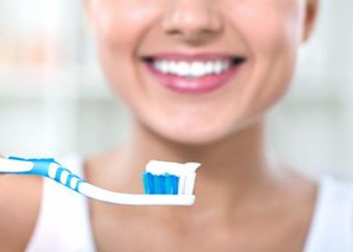 Dott. Antonella Udeschini odontoiatria estetica e cosmetica