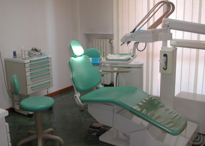 Dott.ssa Rosalba Marzulli - Dentista Odontoiatra